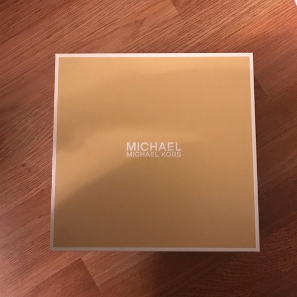 Michael Kors Heels - Picture 4 of 8